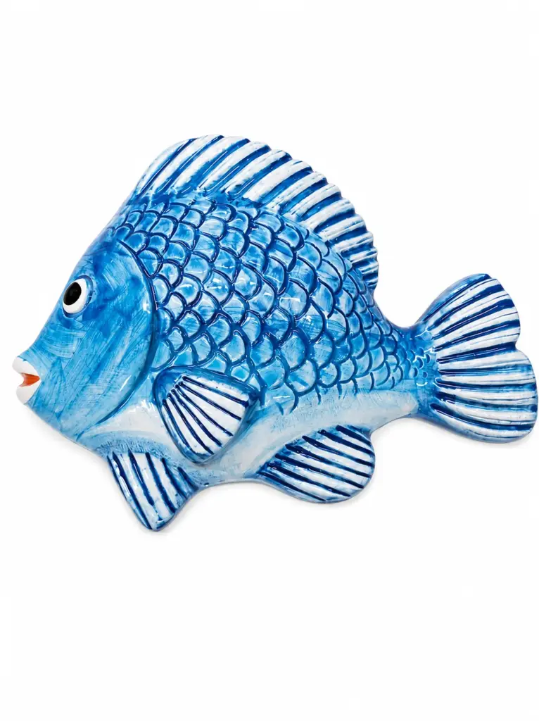 Piatto pesce ceramica blu con squame in rilievo e finitura lucida