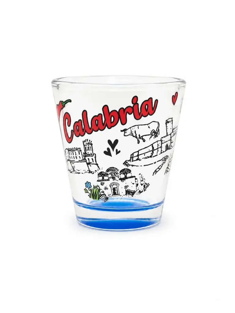 Bicchierino calabria vetro trasparente con base blu, peperoncino rosso e architetture rurali