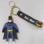 Portachiavi batman gomma con ciondolo 3D tuta blu nera mantello simbolo pipistrello moschettone oro