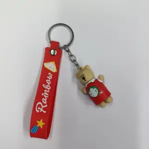 Portachiavi rosso con striscia Rainbow e ciondolo orsetto beige in maglietta Starbucks verde, anello metallico argento