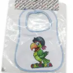 Bavetta neonato bianca bordino azzurro pappagallo pirata verde cappello nero bandana rossa scritta CALABRIA multicolor