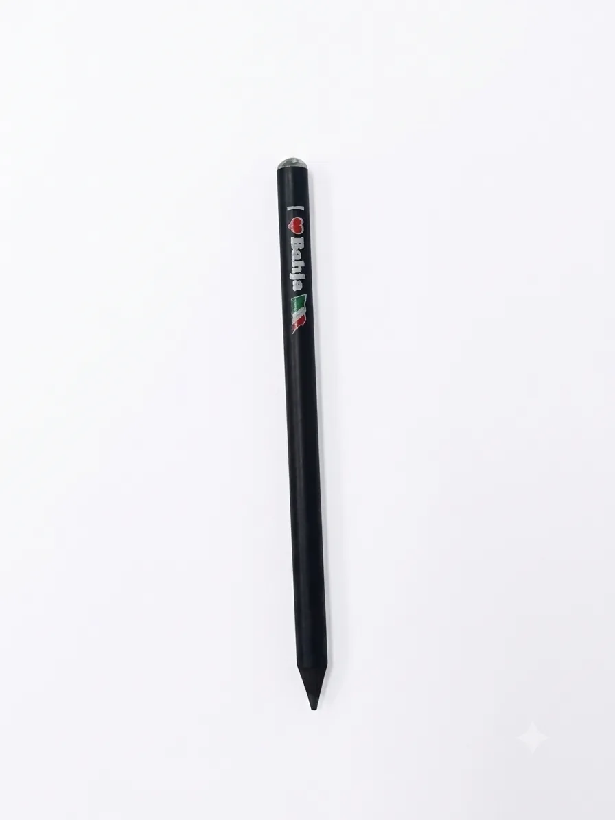 Matitone fusto nero con scritta I Love Bahja, cuore rosso strass argentati e bandiera tricolore italiana