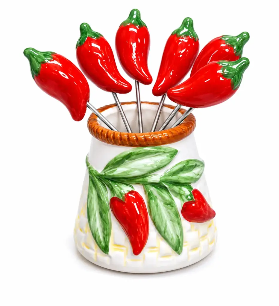 Porta stuzzicadenti in ceramica bianca con peperoncini rossi in rilievo e foglie verdi, con forchettine a forma di peperoncino