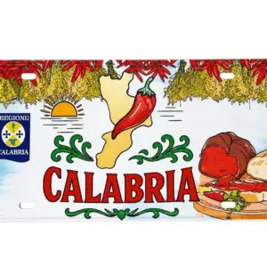 Targa metallica Calabria con mappa dorata, peperoncino rosso, stemma regionale, scritta CALABRIA e salumi illustrati.