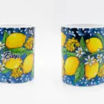 Tazza ceramica bianca decorata limoni gialli zagara fondo blu ornamentale scritta Bahja personalizzabile